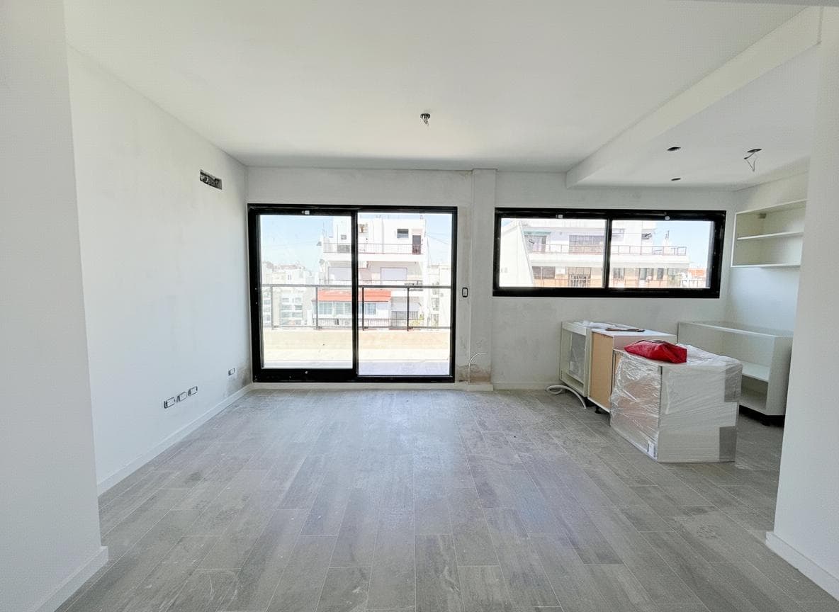 Three-room apartment in Almagro for sale