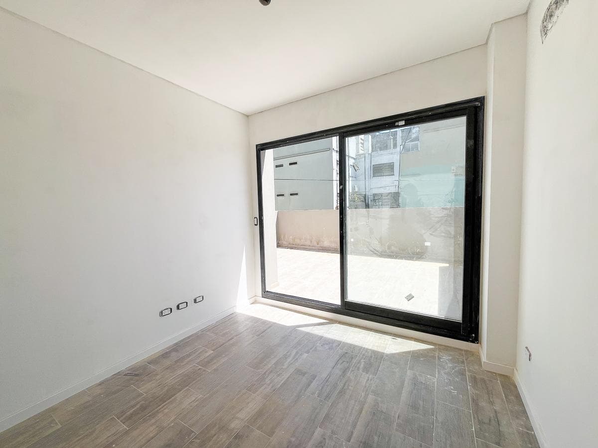 Three-room apartment in Almagro for sale