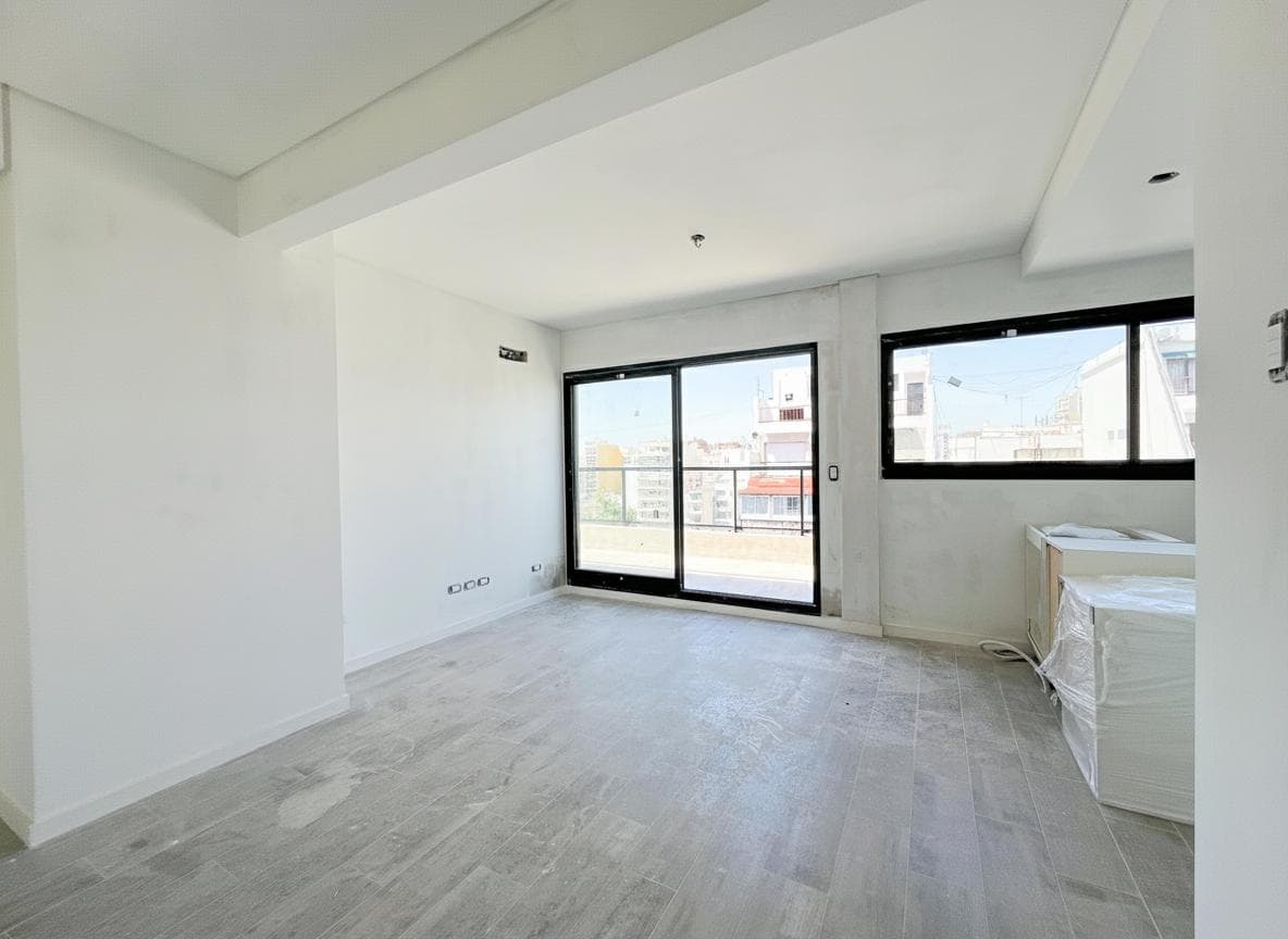 Three-room apartment in Almagro for sale