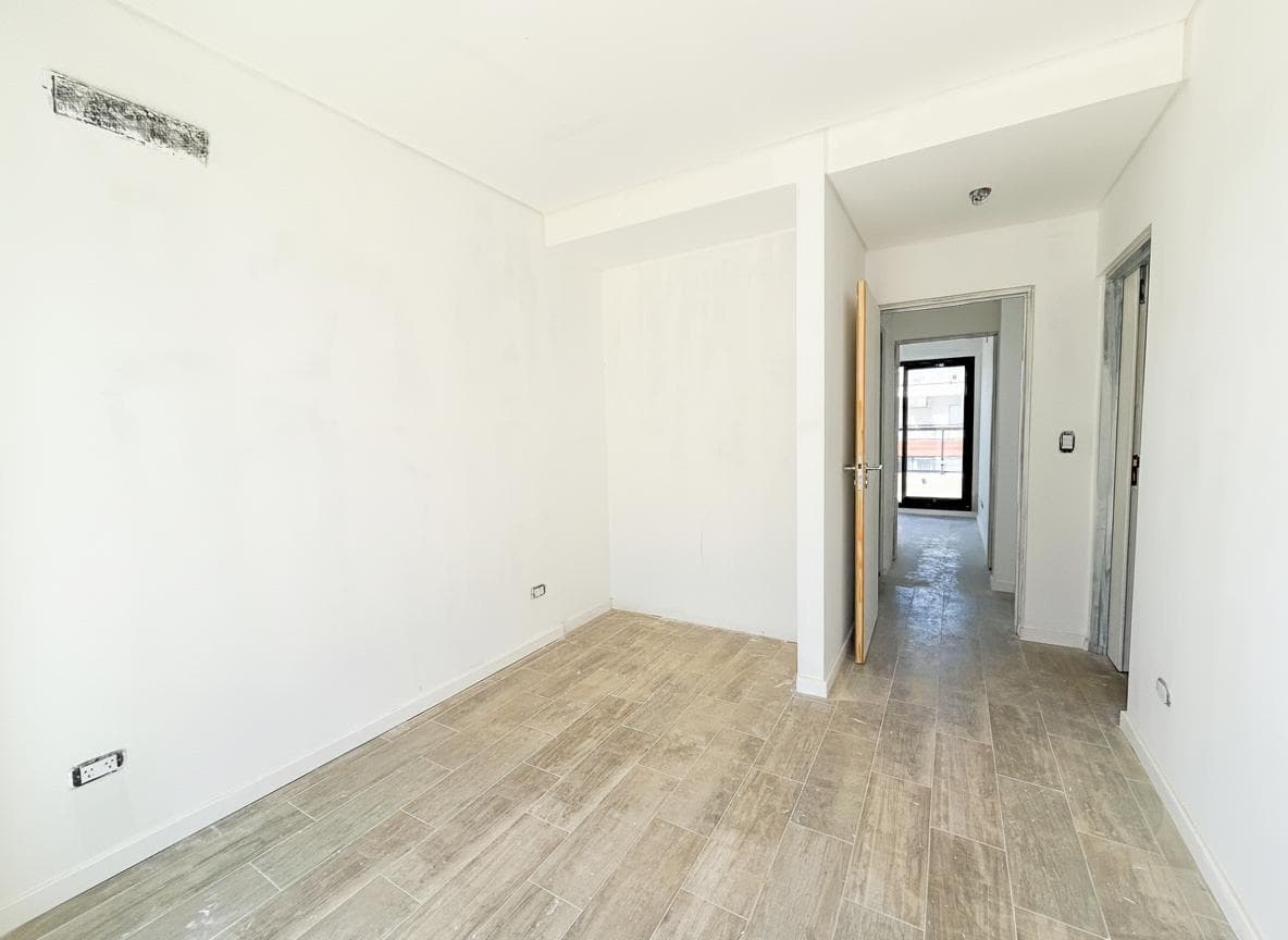 Three-room apartment in Almagro for sale