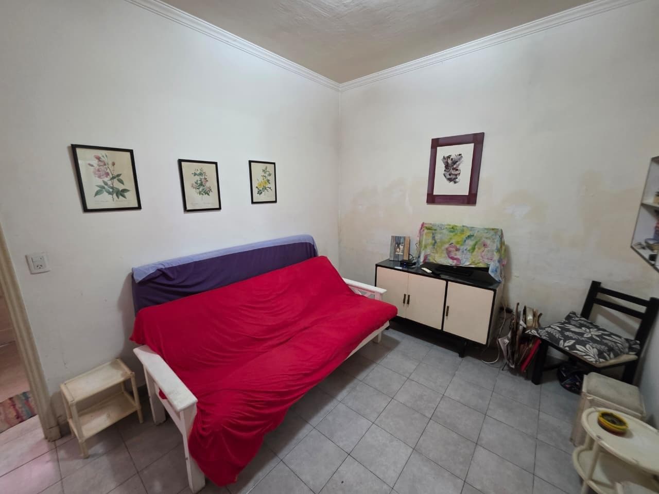 2-Room Apartments for Sale in the Chauvin Neighborhood
