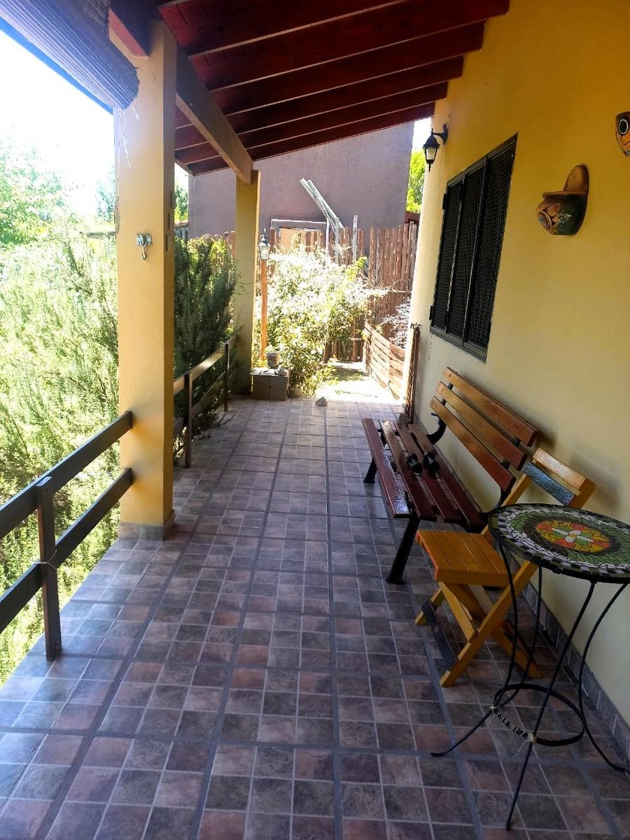 House in Villa Giardino