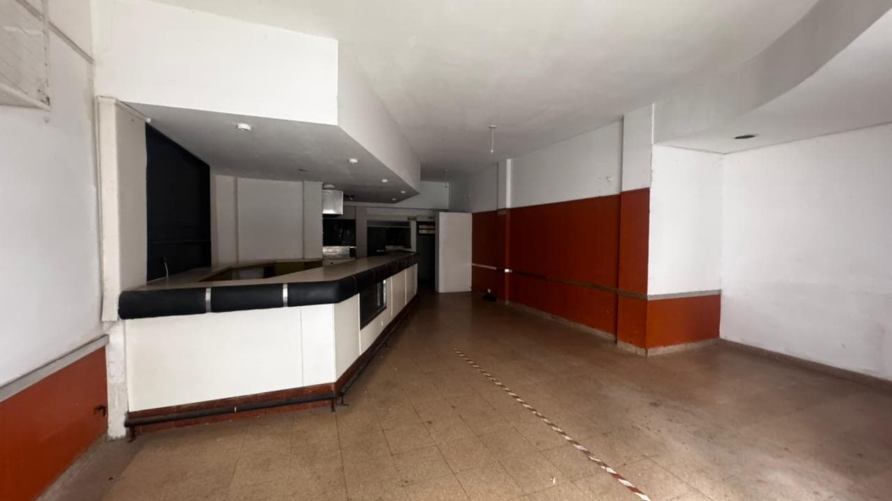 200 m² Commercial Space for Rent in Congreso