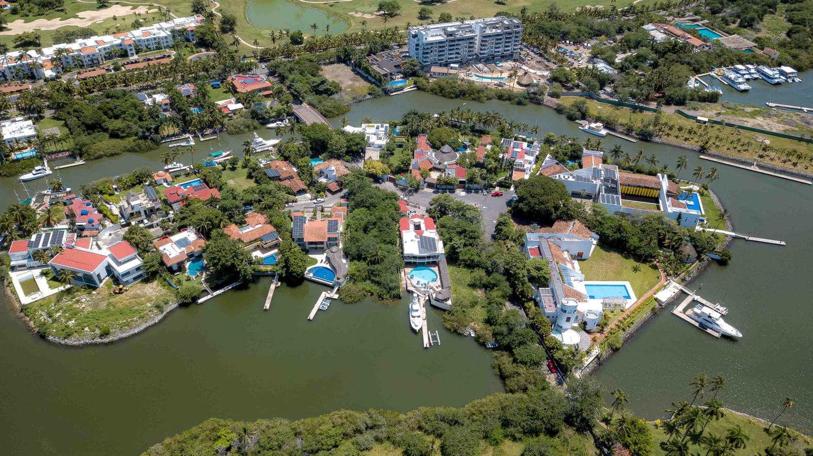 Land for Sale in the Nautico Subdivision in Nuevo Vallarta, Riviera Nayarit