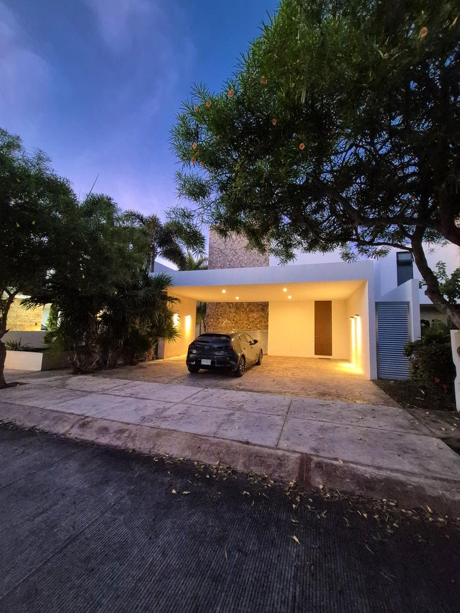House for Sale in Santa Gertrudis Copó on Privada Allegra in Mérida, Yucatán