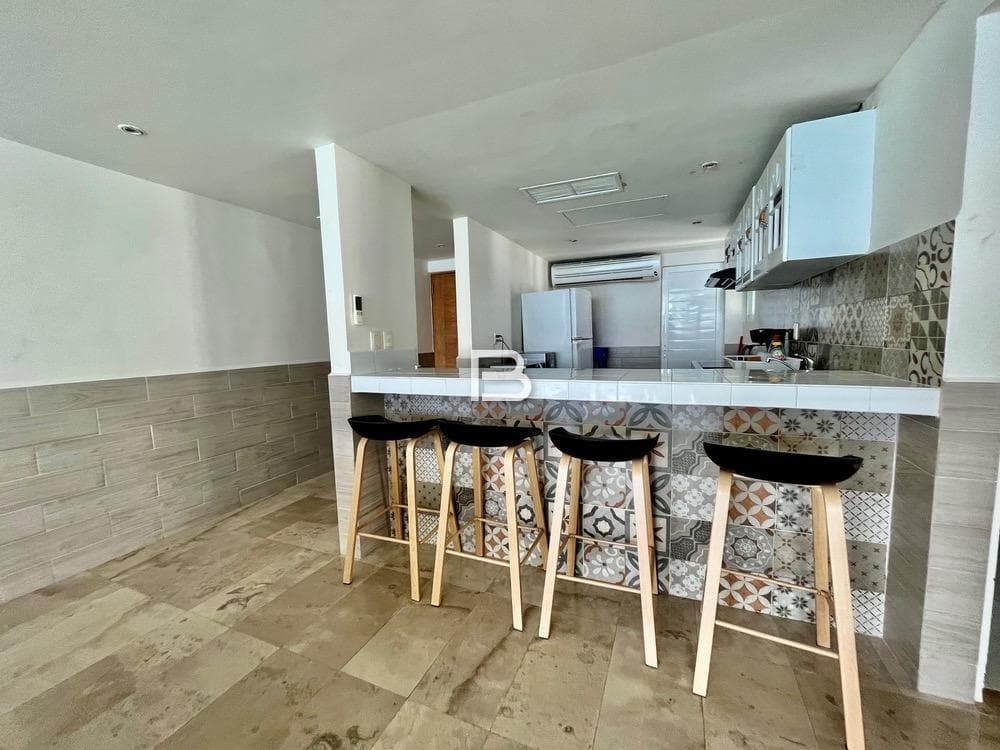 Oleo Apartment for Sale or Vacation Rental
