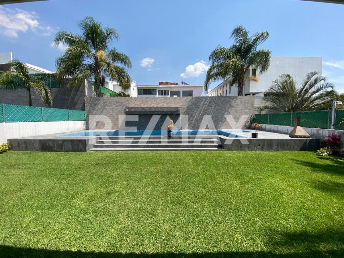 House for Sale in Morelos, Lomas de Cocoyoc Subdivision