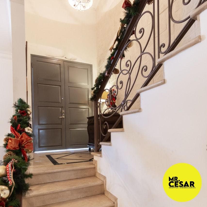 Renovated house for sale in Colonia Valle Escondido, in the heart of Hermosillo