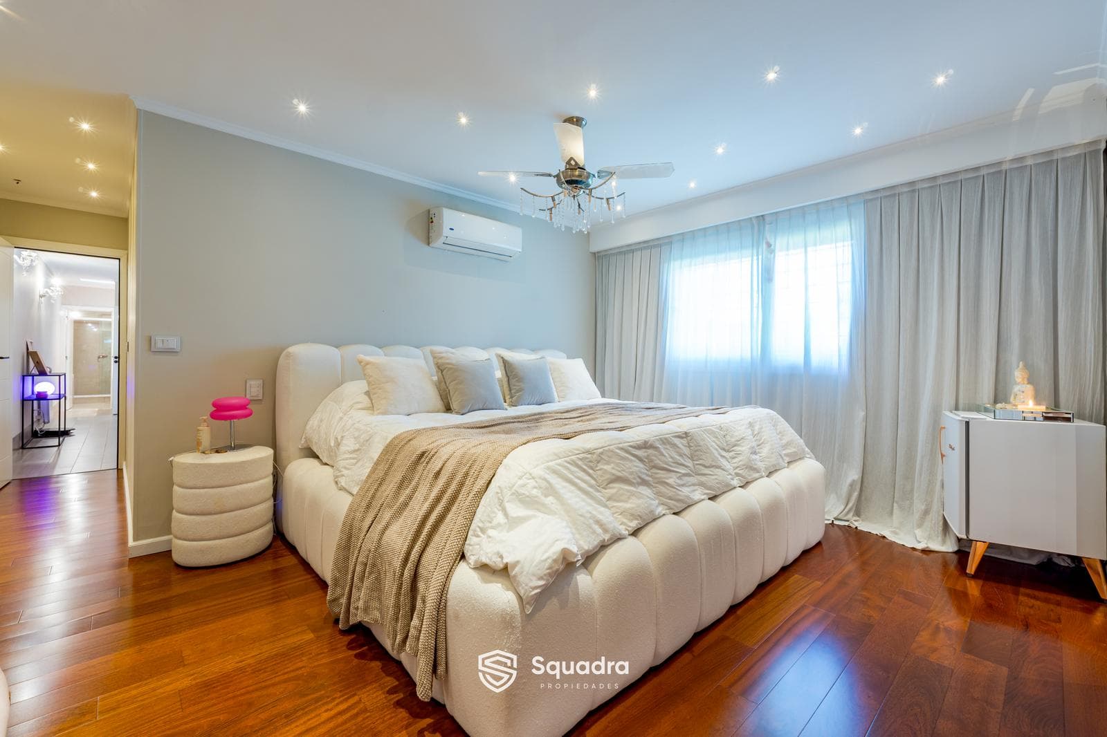FOR SALE - 3-bedroom house with home office, pool, and barbecue area - Fisherton, Rosario.