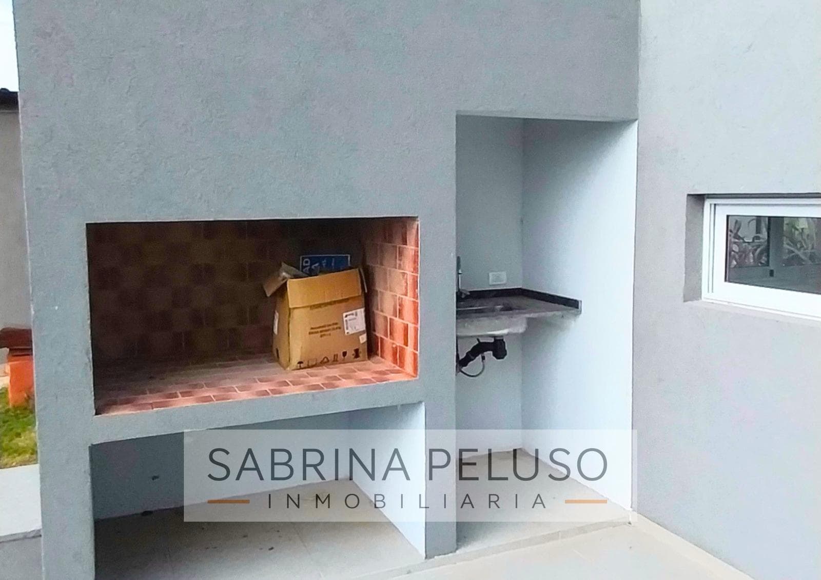 HOUSE FOR SALE in Alvarez del Bosque, MORENO