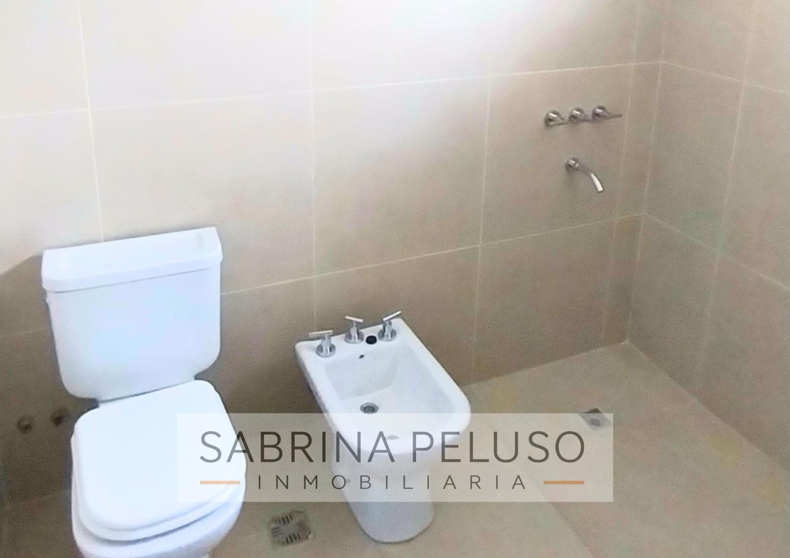 HOUSE FOR SALE in Alvarez del Bosque, MORENO