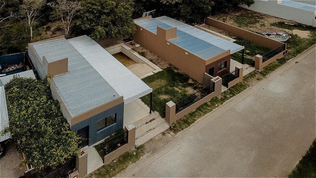 FOR SALE | TRADE - 2-bedroom house with pool and garage - Altos de Pellegrini, Roldán.