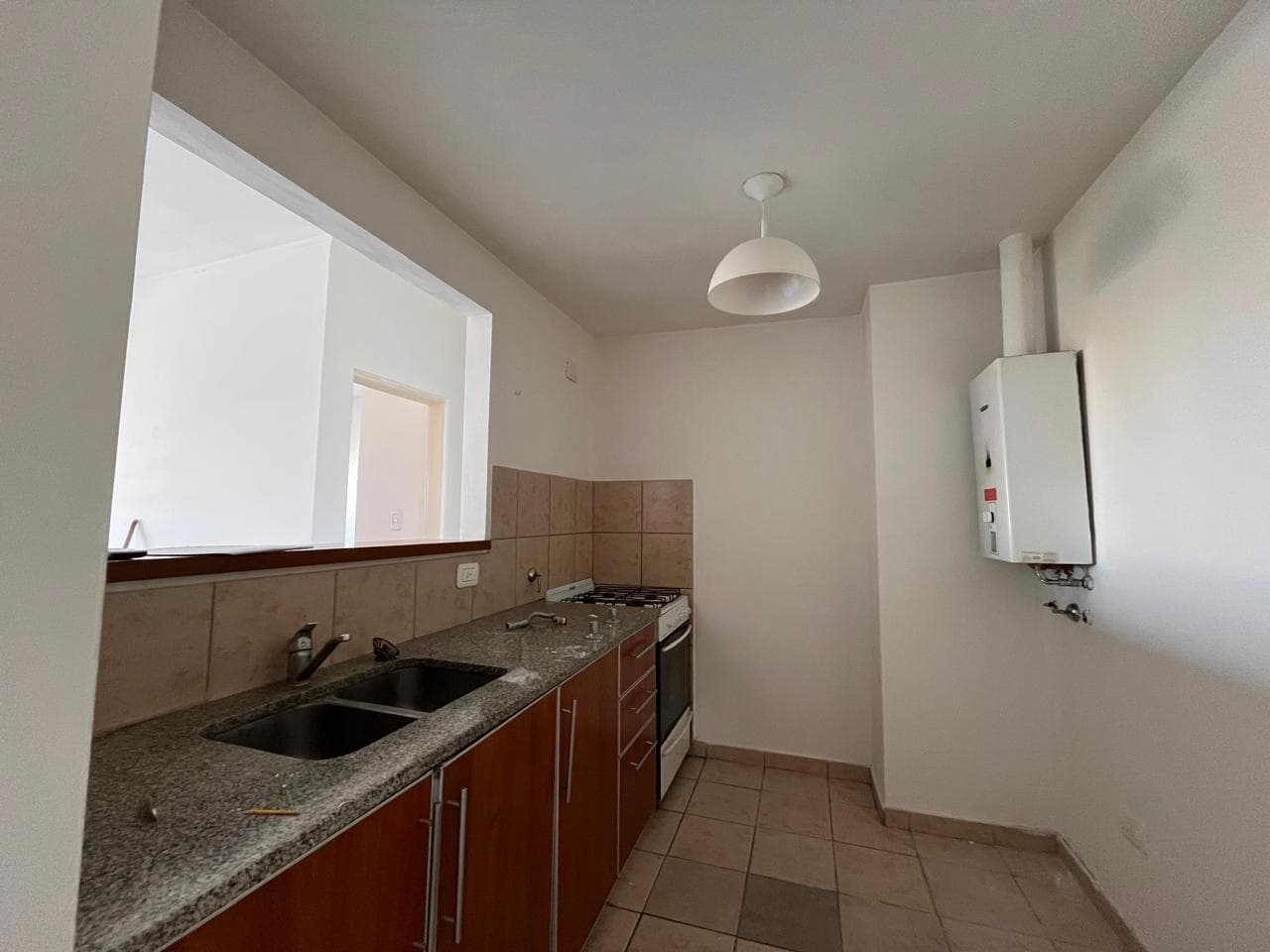 Apartment at 44 22 and 23