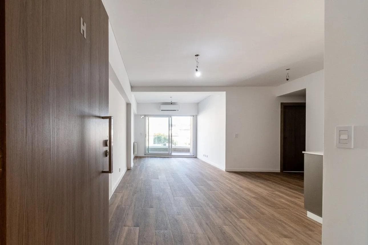 3-ROOM APARTMENT FOR SALE WITH BALCONY IN NUÑEZ