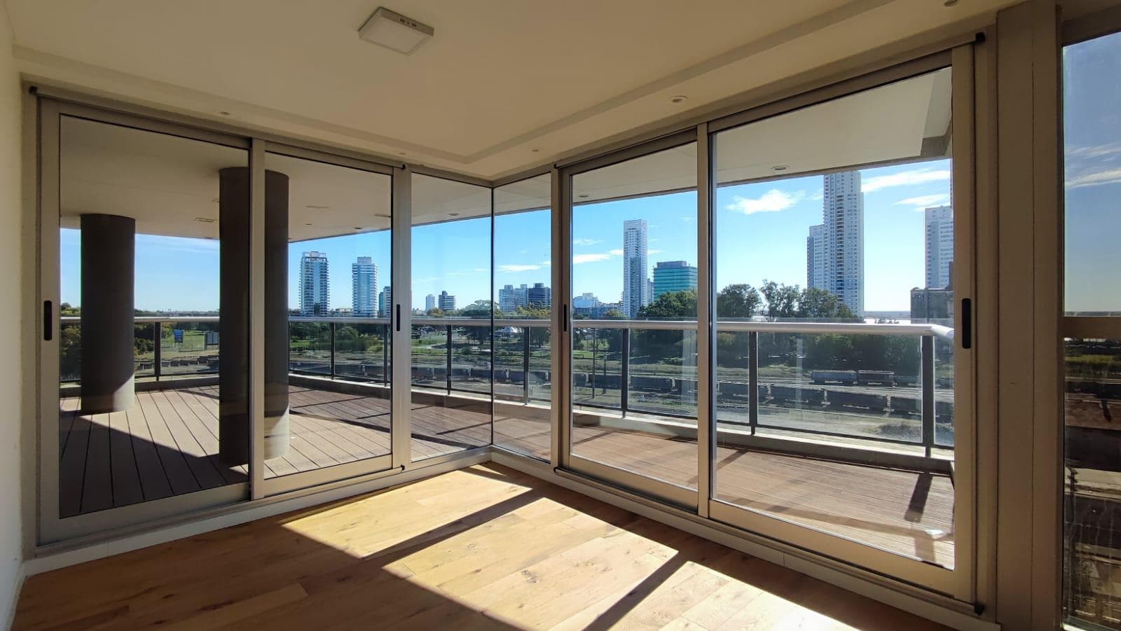 FOR SALE/EXCHANGE - 2-bedroom apartment with amenities - Pichincha, Rosario.