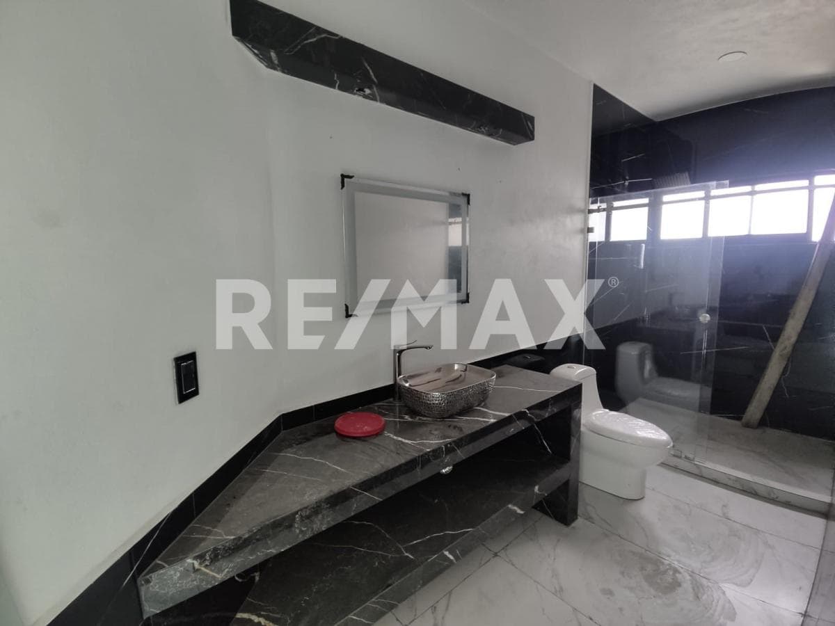 House for Sale in Morelos, Lomas de Cocoyoc Subdivision