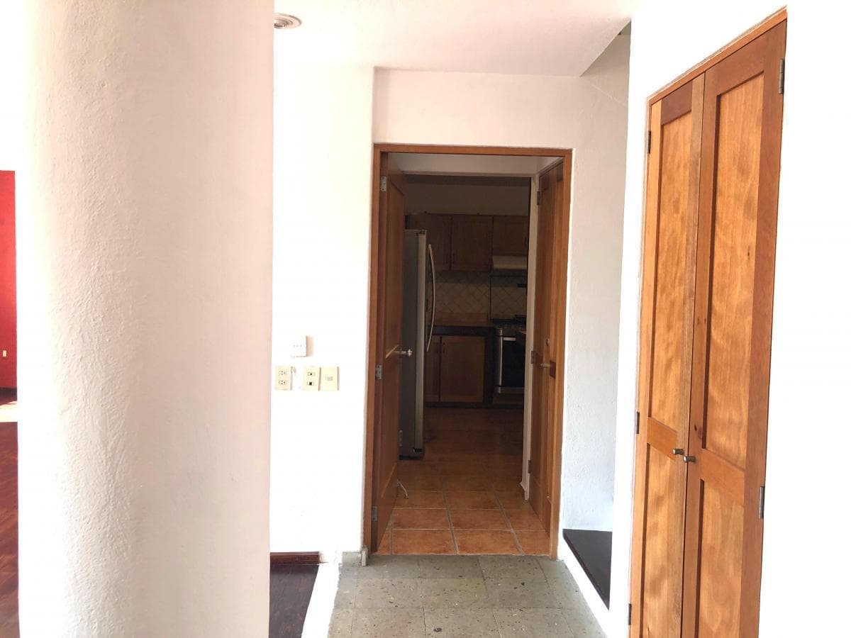 BEAUTIFUL TOWNHOUSE IN THE ARBOLEDA RESIDENCE, SANTA FE