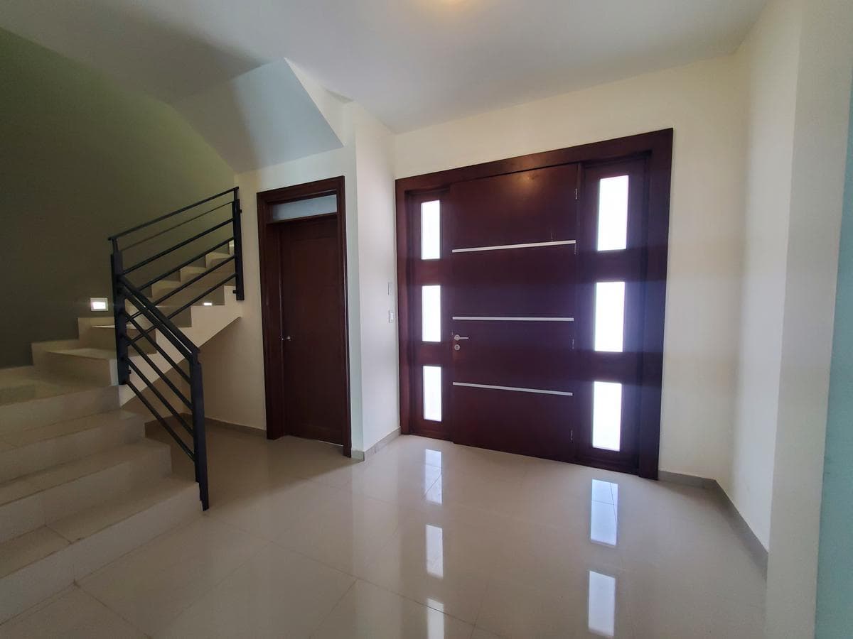 House for Rent—Tierra Santa—La Hibernia