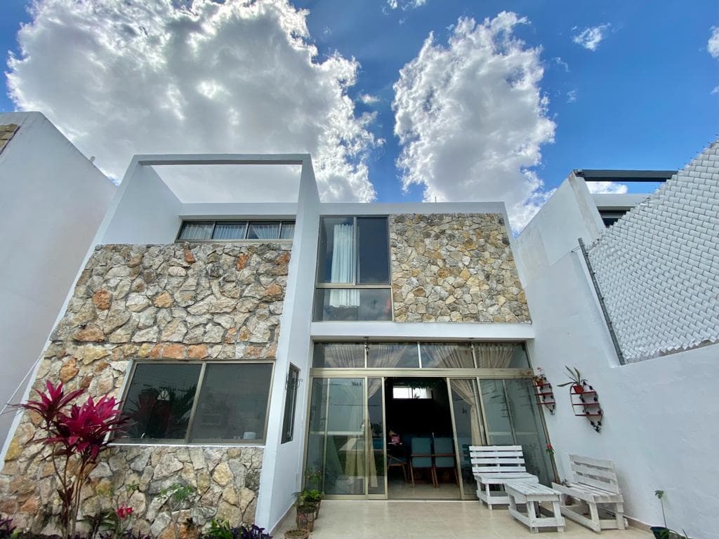 Spacious home in a prime location in Conkal