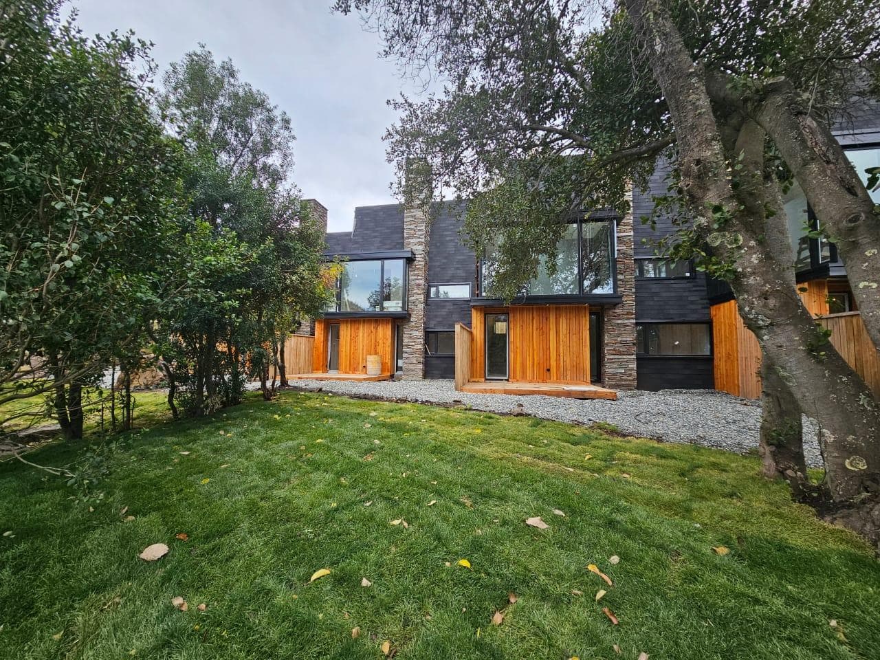 Brand-New Apartment at Arelauquen Golf - Bariloche