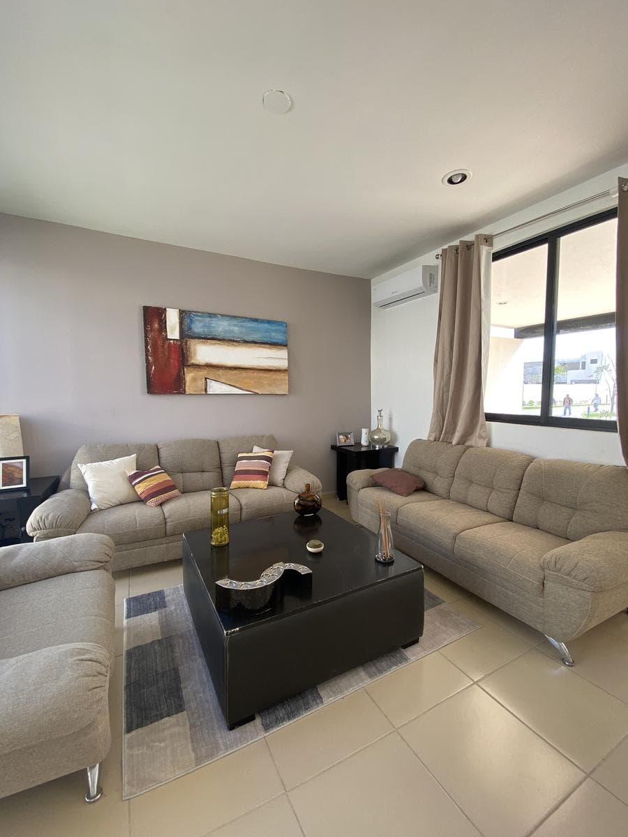 Single-Story Home for Sale in Conkal