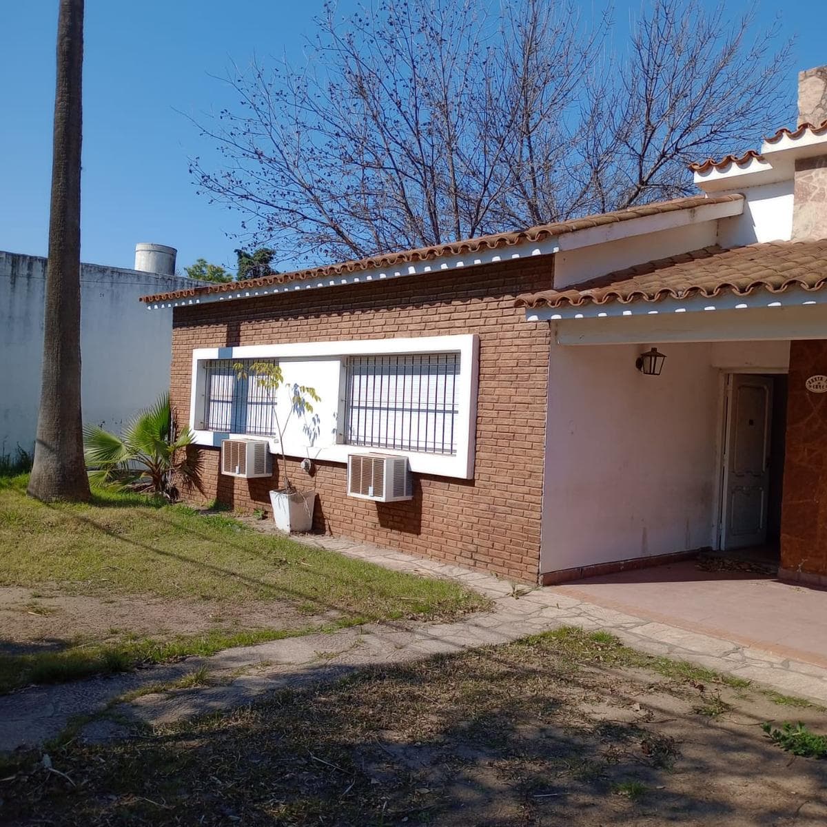 Commercial corner, Downtown Funes