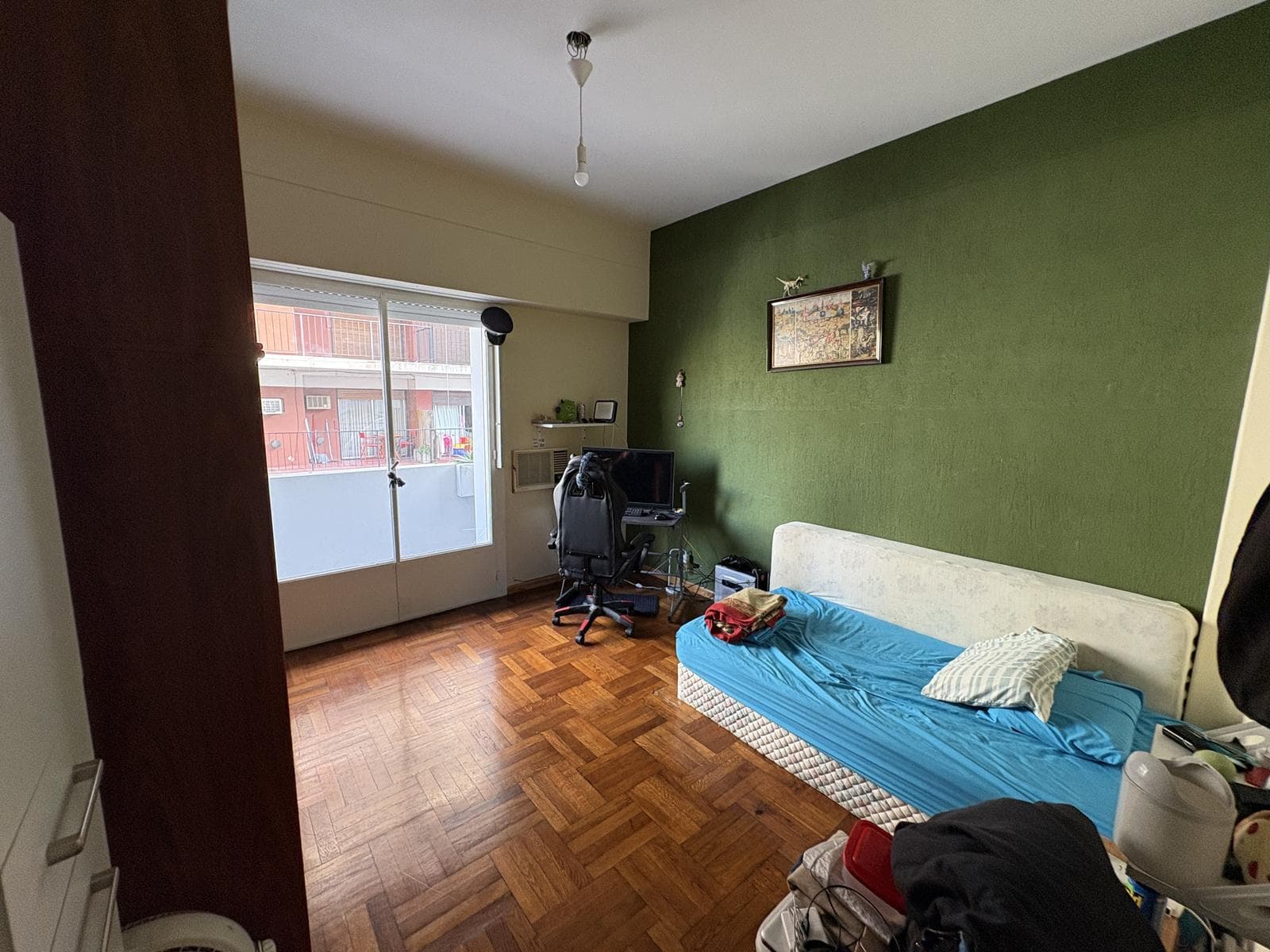 Departamento de 3 Ambientes en Venta - Balcón - Tribunales