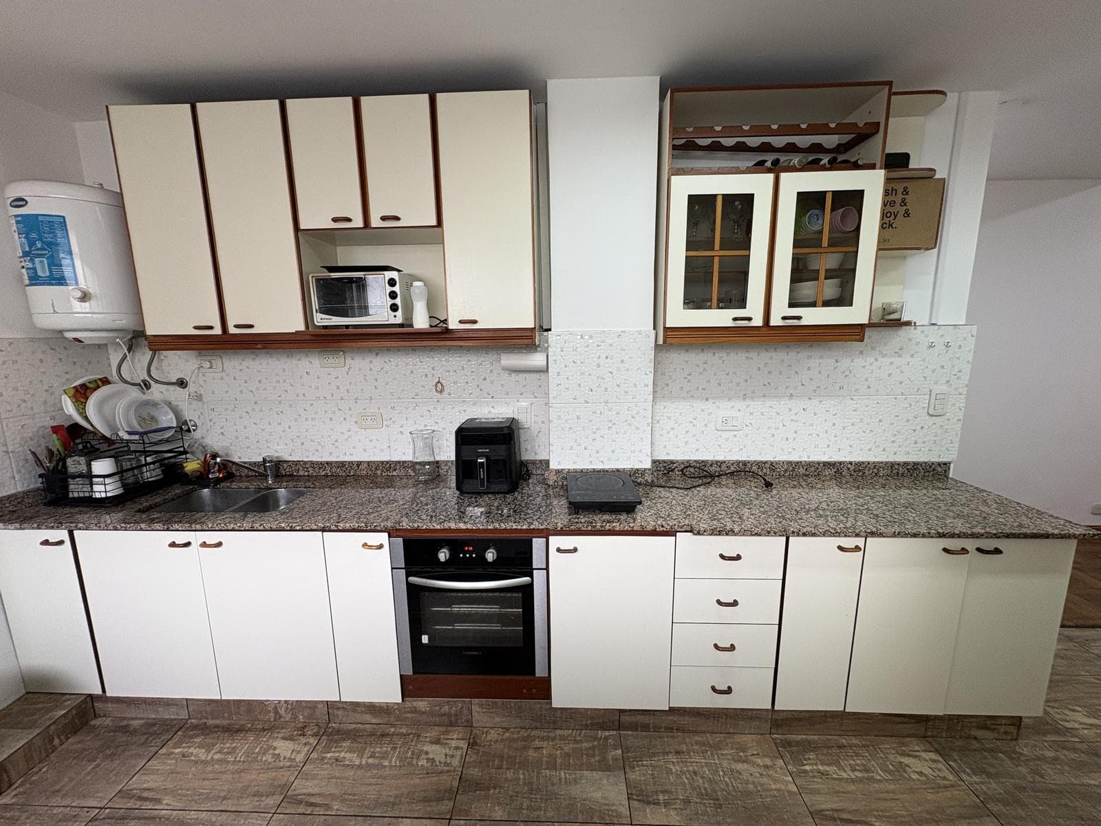 Departamento de 3 Ambientes en Venta - Balcón - Tribunales