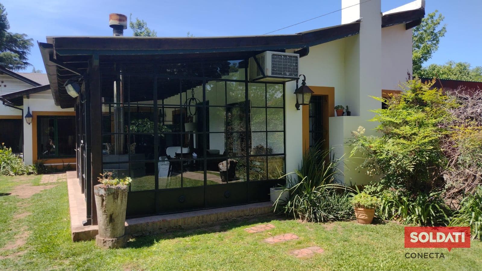 Summer Rental Home in Bella Vista - January