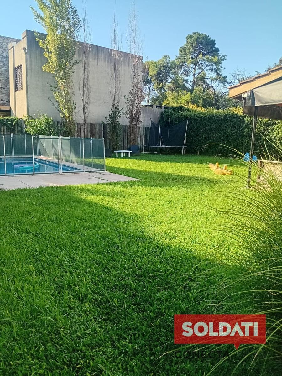 Summer Rentals - January - Bella Vista