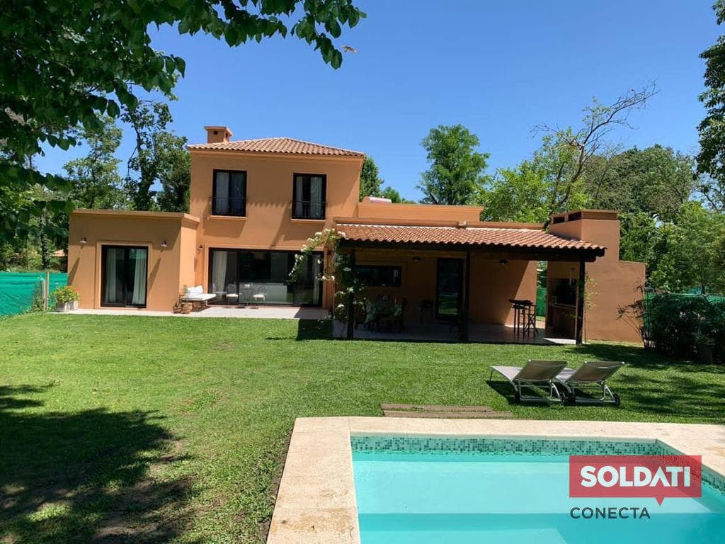 Summer Rental House in Bella Vista - January (Including New Year's) - Gated Community