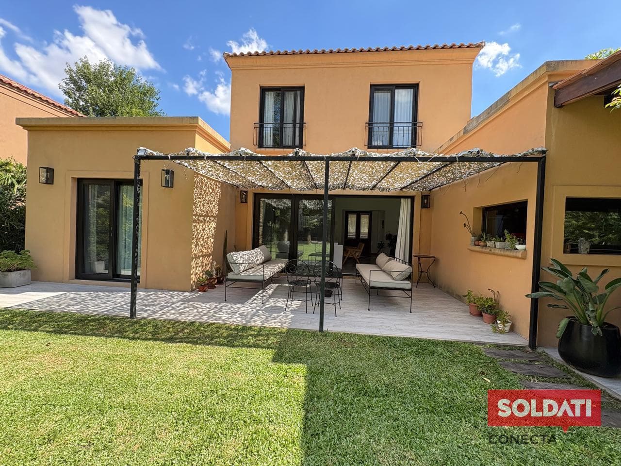 Summer Rental House in Bella Vista - January (Including New Year's) - Gated Community