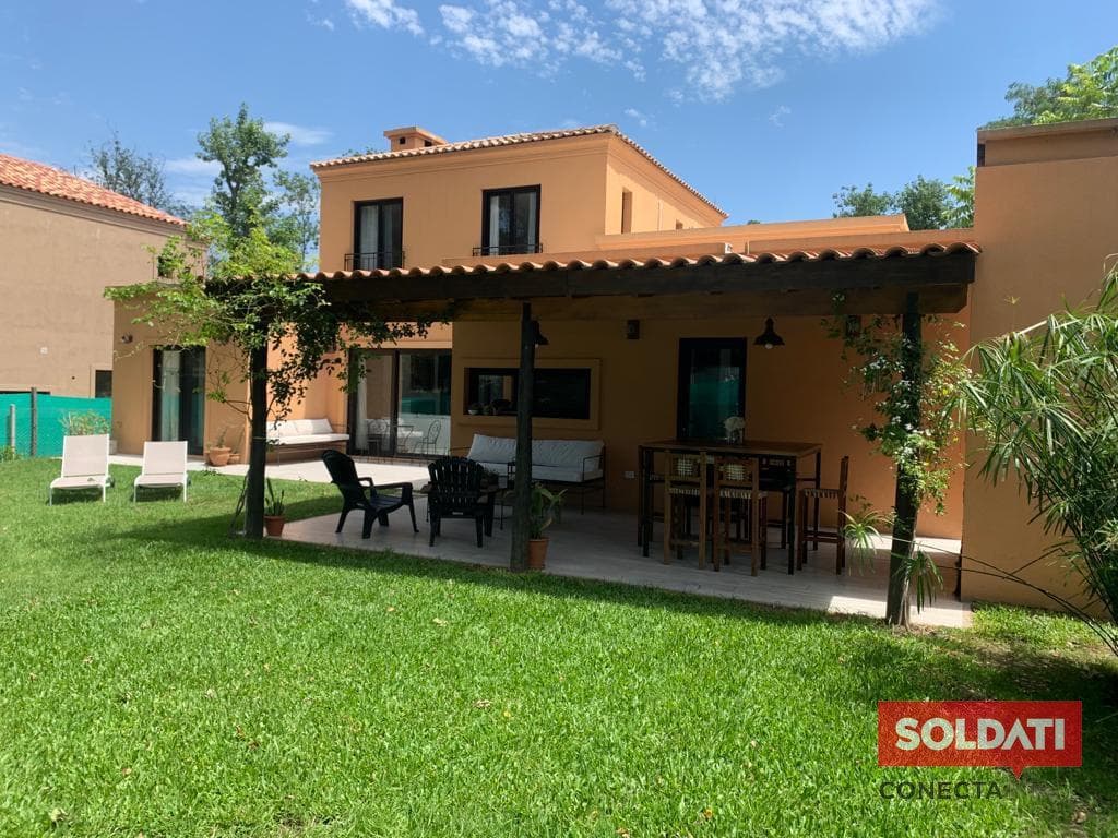 Summer Rental House in Bella Vista - January (Including New Year's) - Gated Community