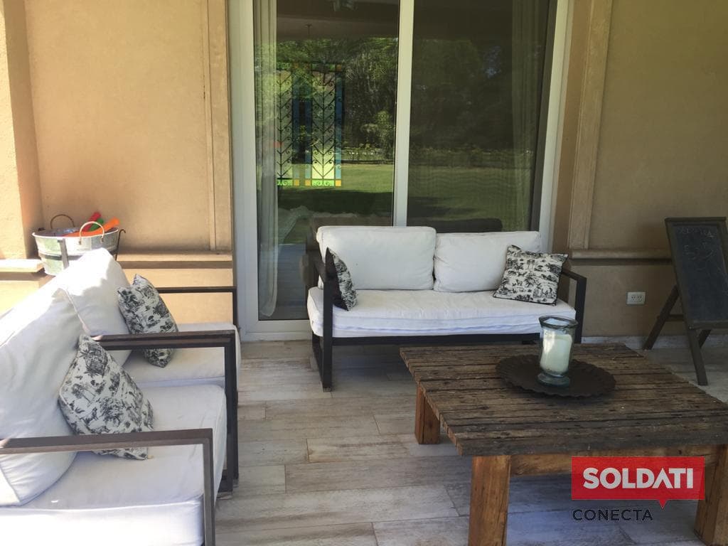 Summer Rental Home in Bella Vista - January 2027 - Gated Community