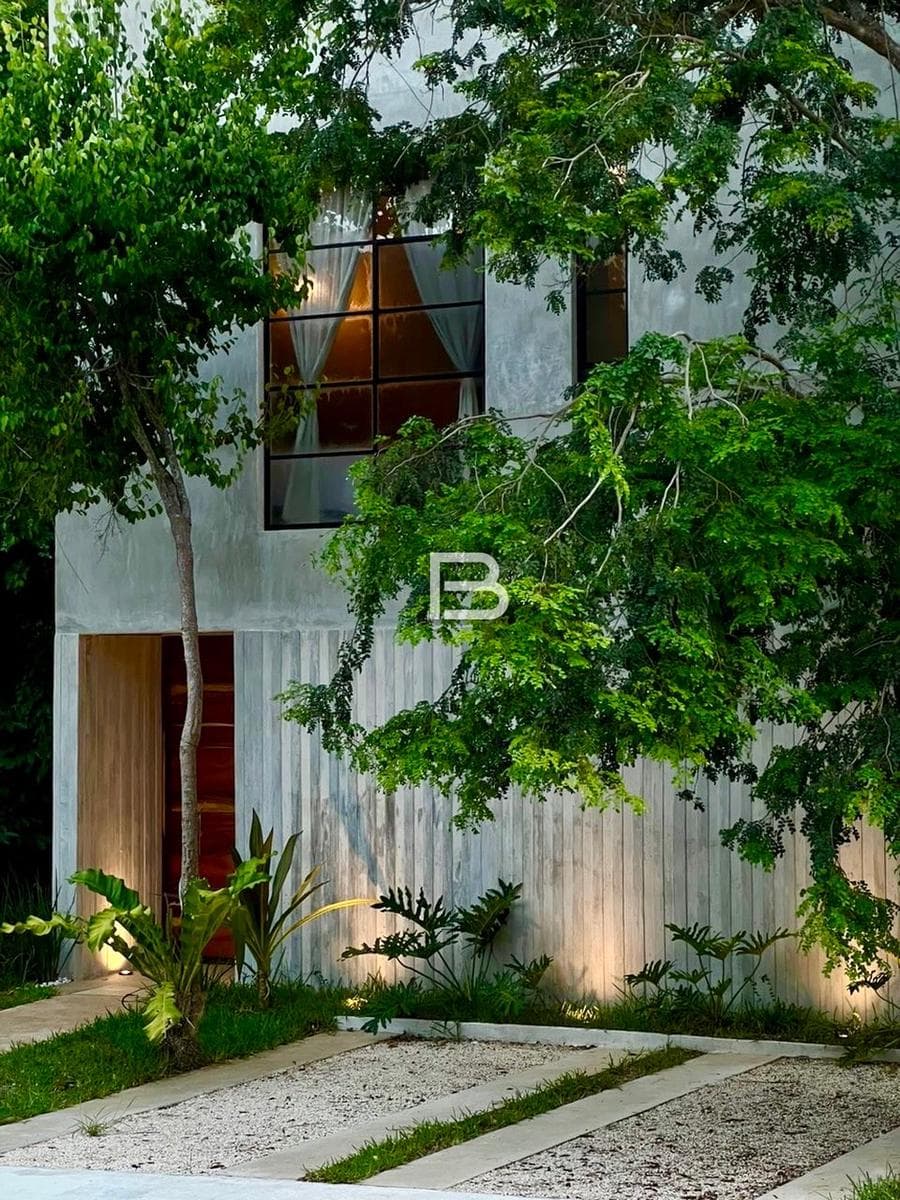 Puerto Morelos: Brand-New House for Sale