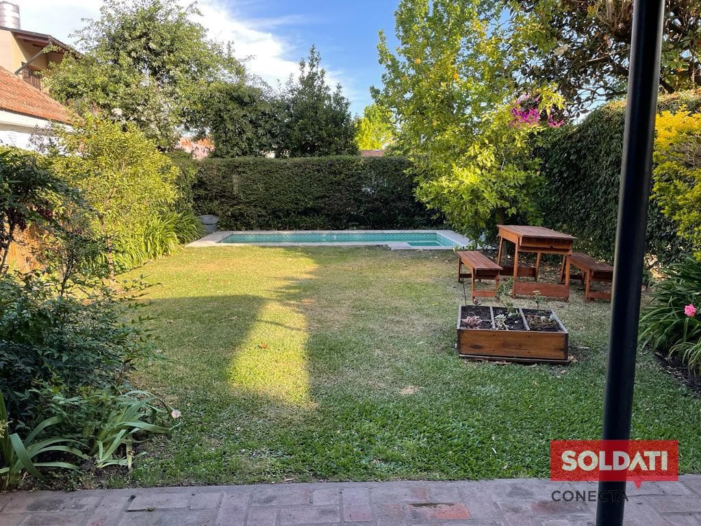 Summer Rental House in Bella Vista for the First Half of January