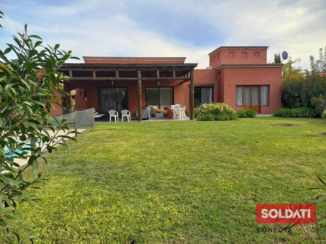 Summer Rental Home in Bella Vista - October, November, January - Gated Community