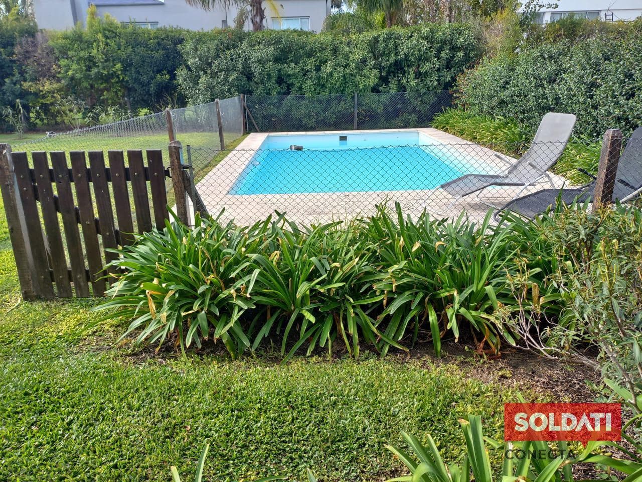 Summer Rental Home in Bella Vista - October, November, January - Gated Community