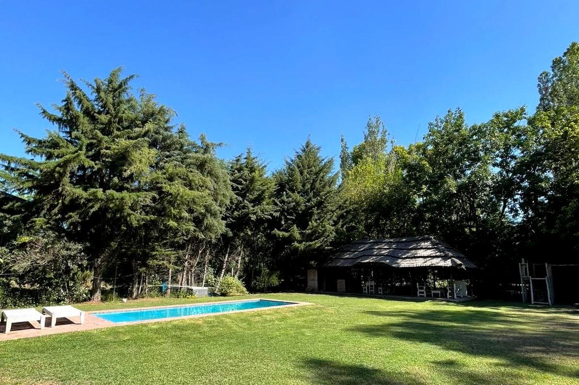 Summer Rentals - Bella Vista