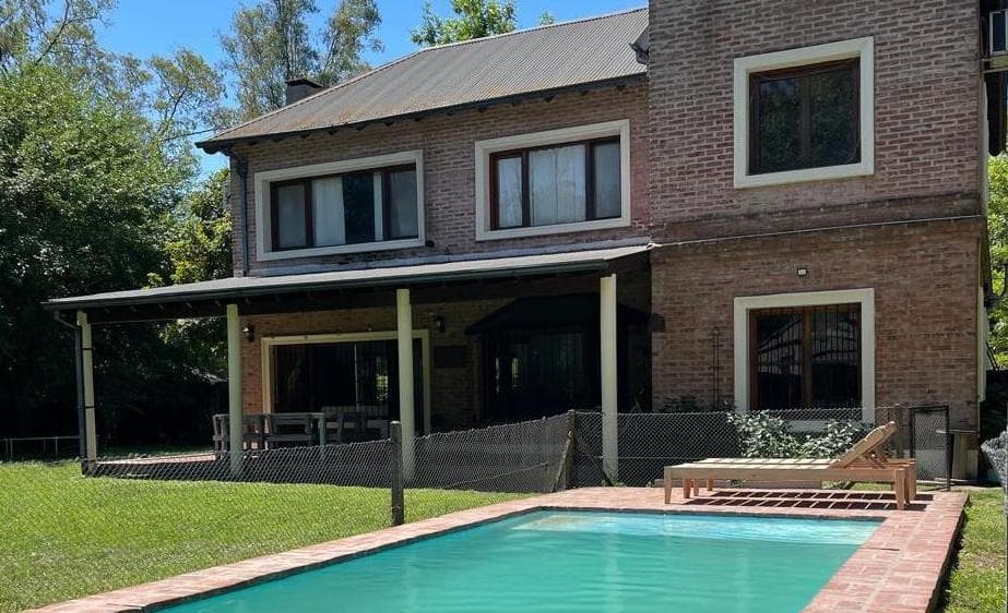 Summer Rentals - Bella Vista