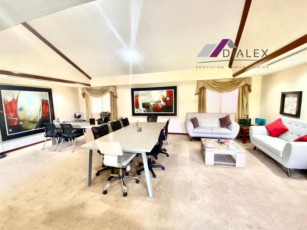 Luxury Office Space for Rent - Col. Leones in Monterrey, Nuevo León - 1,000 M2