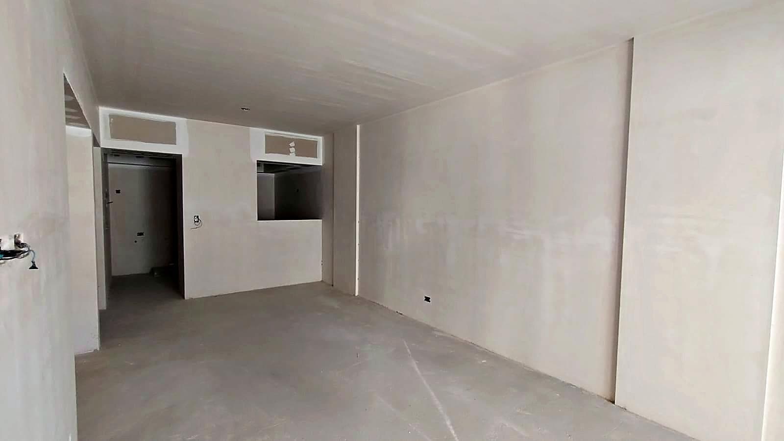 Caballito: 2-room apartment for sale with a balcony facing the back of the building—financing available.