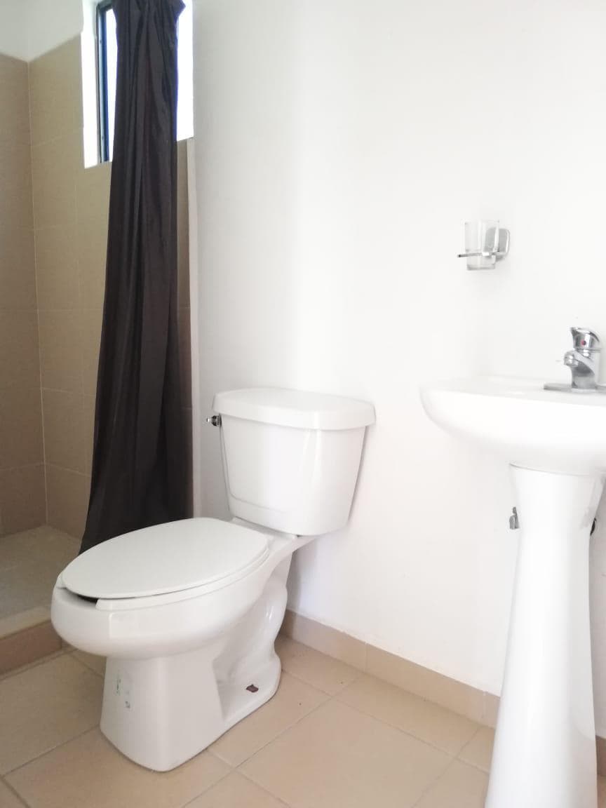 HOUSE FOR RENT IN RINCONES DEL MARQUES