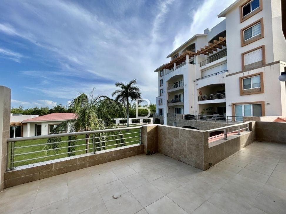Apartment for Sale in Villalta with a Spacious Terrace