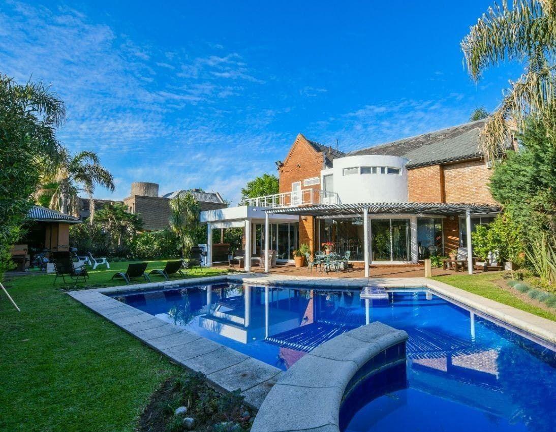 House in Fisherton