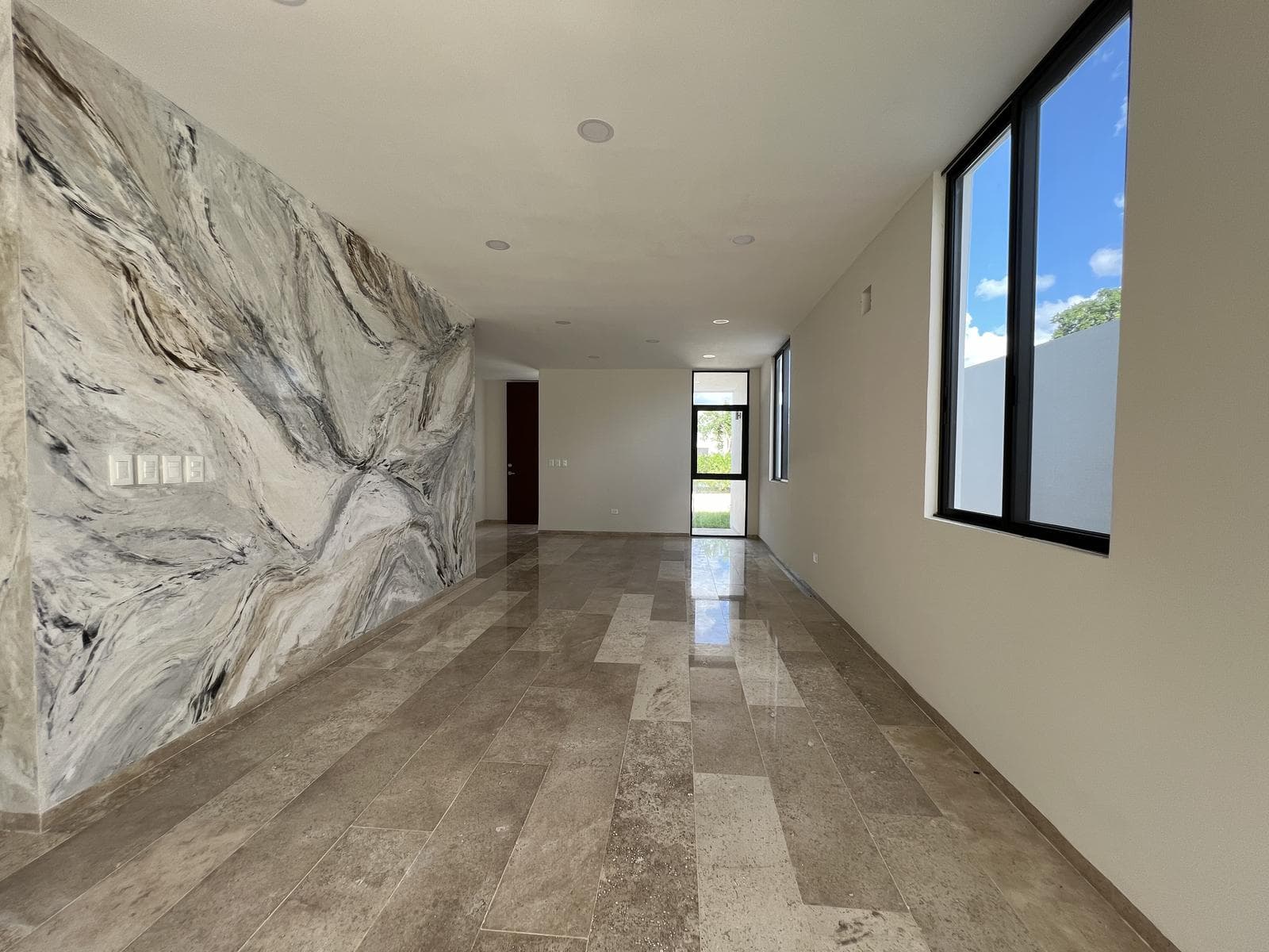 House for Sale in Mérida, Ready for Occupancy, in a Gated Community with Amenities