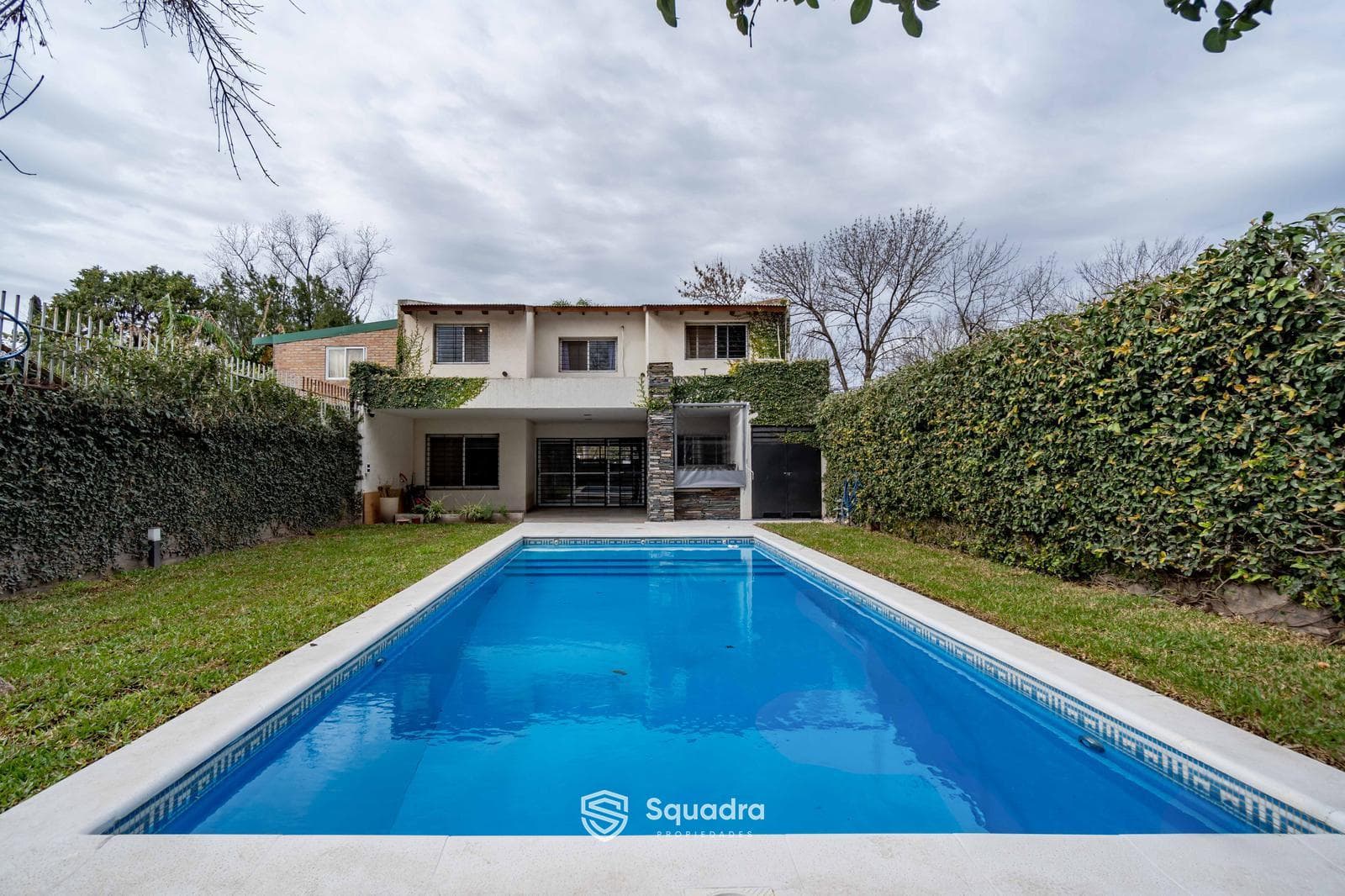 FOR SALE | TRADE - 3-bedroom house with a versatile room - Downtown, Funes - QUALIFIES FOR A MORTGAGE.