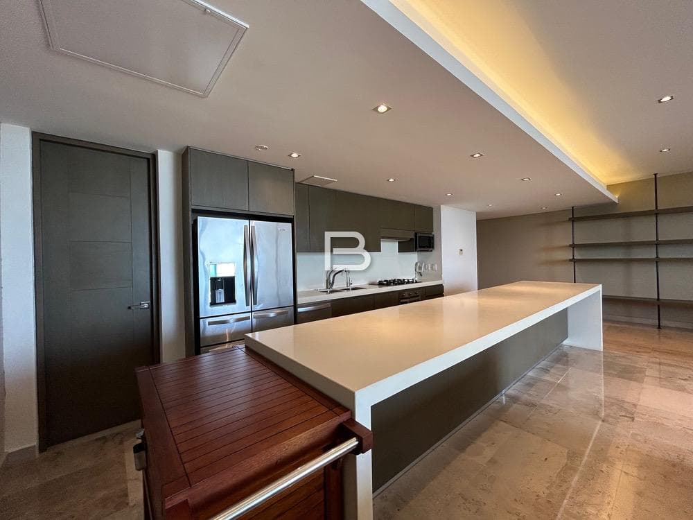 Allure Puerto Cancun Apartment for Rent