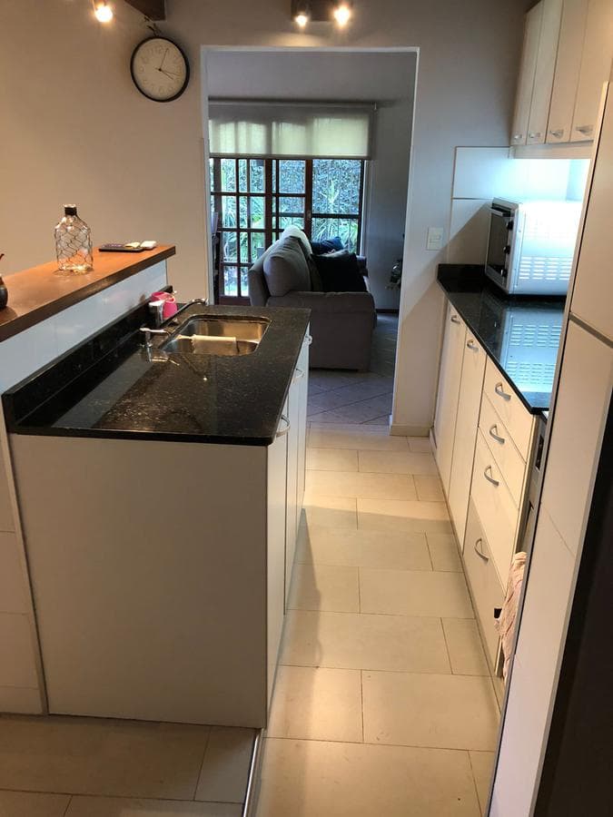 Wonderful house with a pool in the Lambertucci neighborhood, Escobar