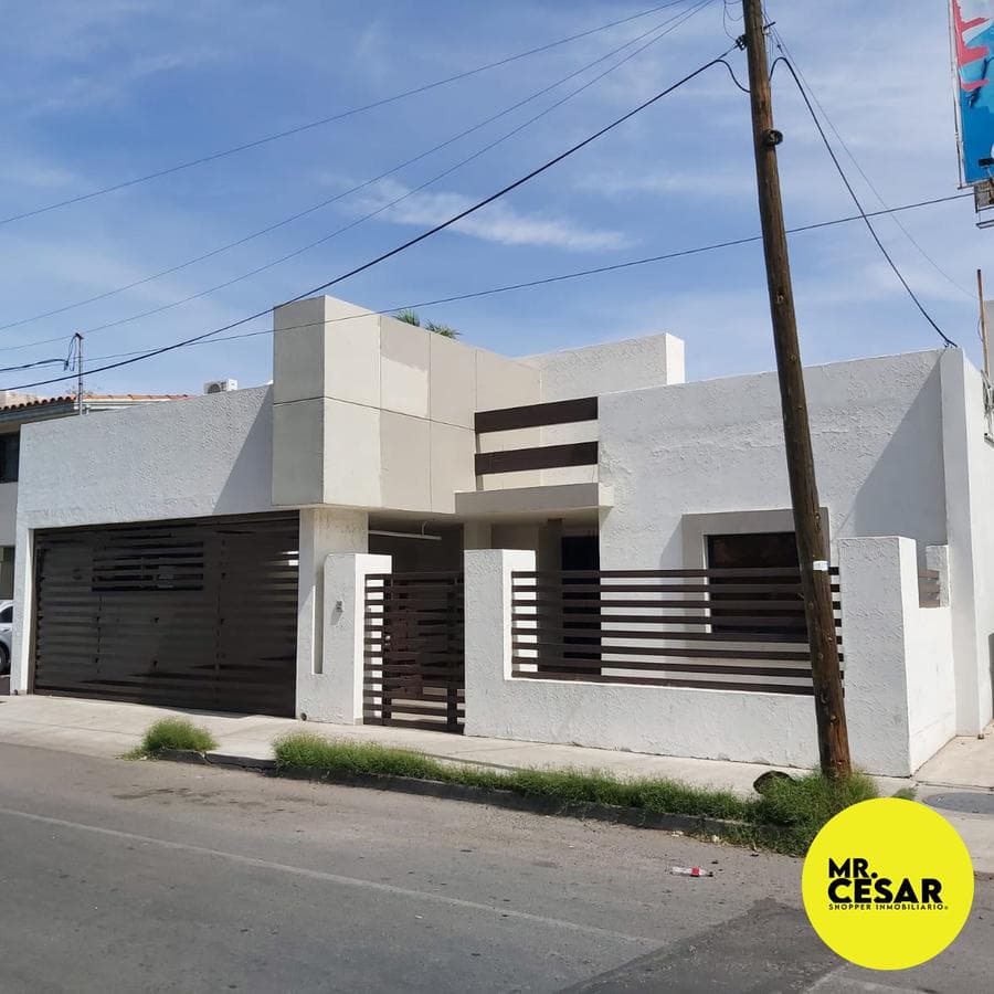 Commercial property for sale almost across the street from Costco in Villa Satélite